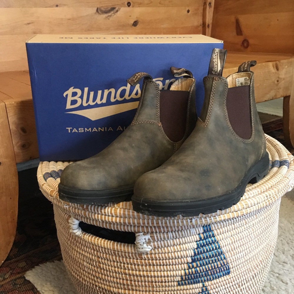 Blundstone 585 Rustic Brown boots women’s size 10